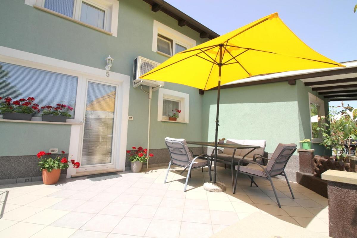 Green Place Apartments Portoroz Exterior photo